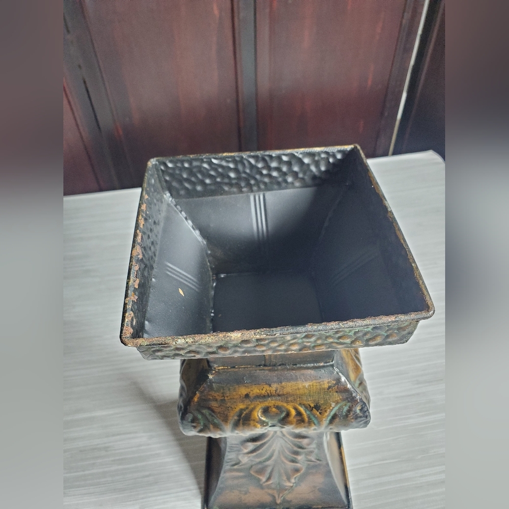 Large Ornate Tuscan Style Metal Flower Vase 15" x 6.5" - Picture 10 of 10